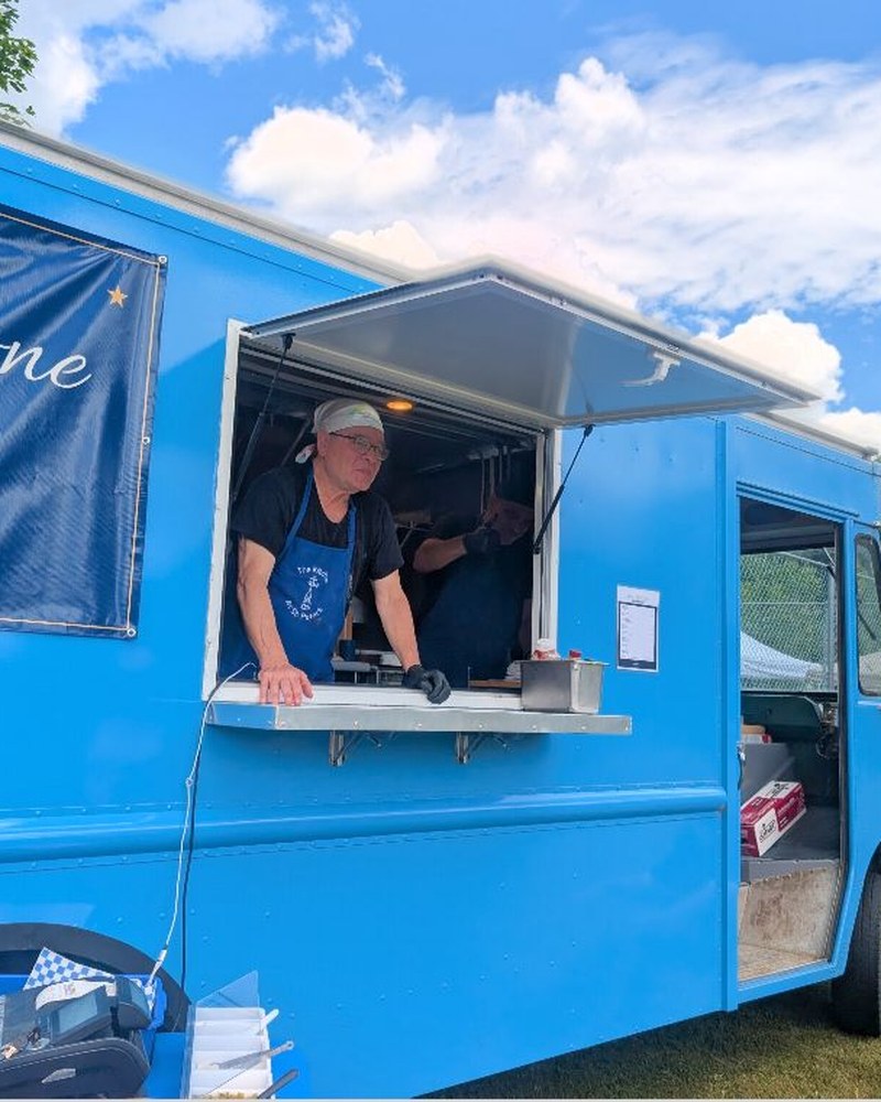 Lucci's Blue Zone truck at Canaan Day